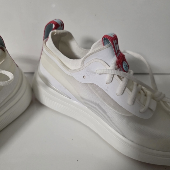 Bala Twelves Nurse Shoes Womens 5.5 White And Pink And Teal - Picture 3 of 8